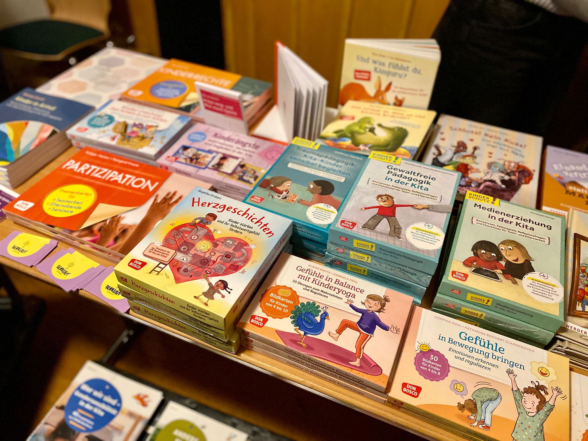 Hofsteignetzwerk setzte zum Tag der Kinderrechte ein klares Zeichen