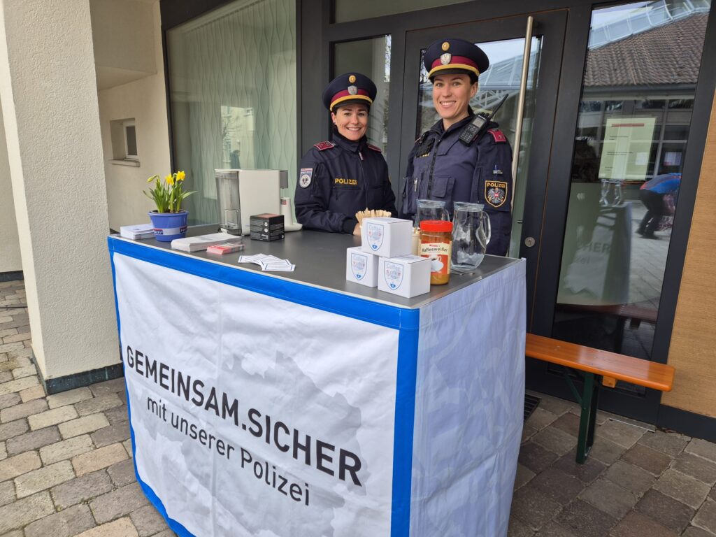 nenzing rad i o coffee with cops